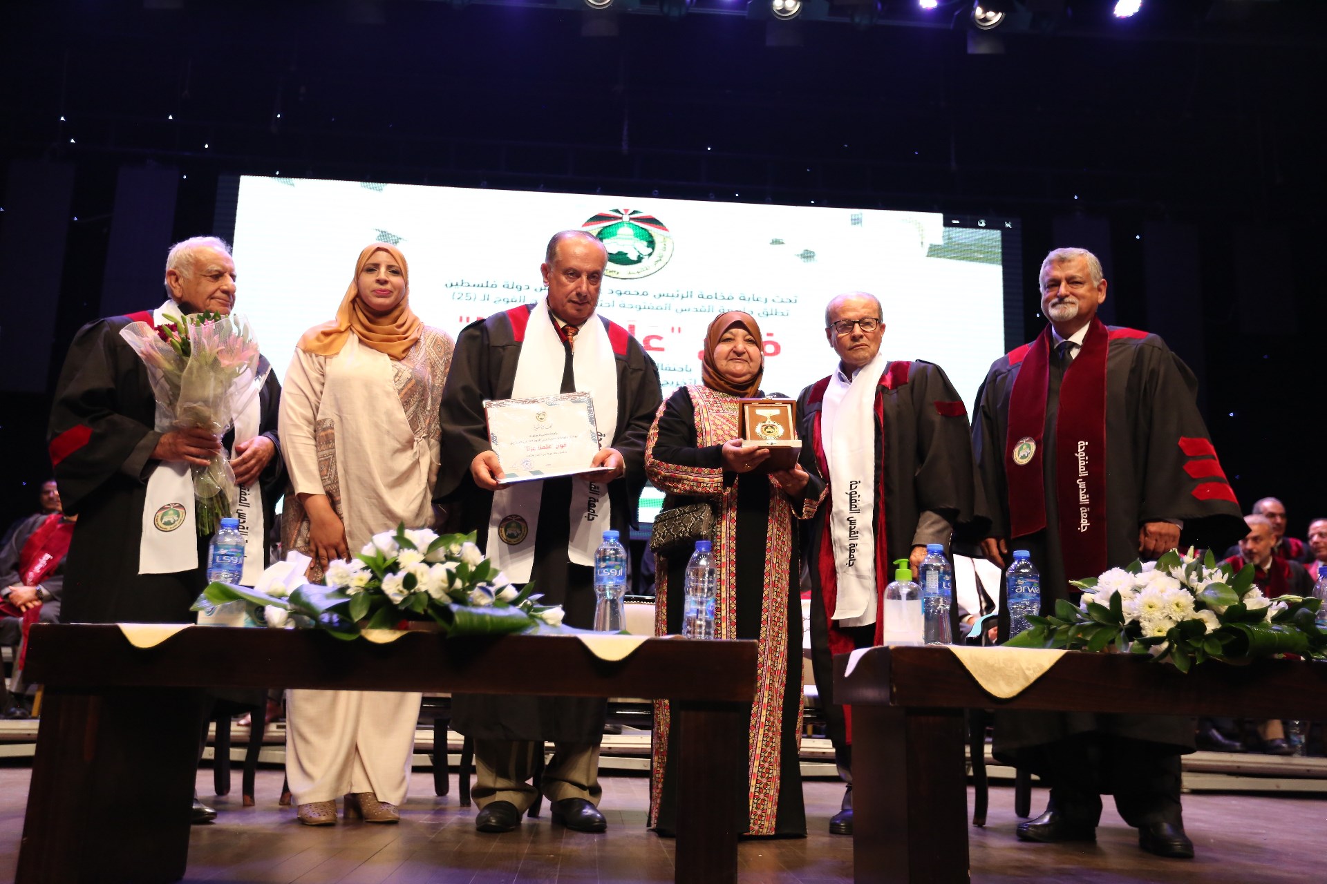 جانب من حفل التخريج